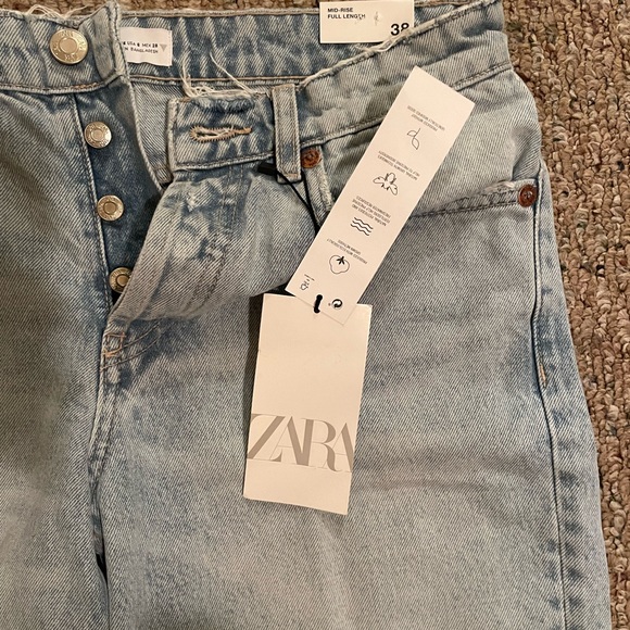 ZARA Ripped Straight Jean Light Wash - Picture 5 of 7